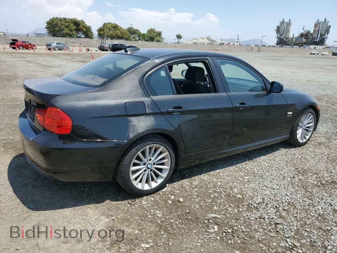 2009 BMW 3 SERIES - VIN: WBAPK73589A455367 - Фото 3