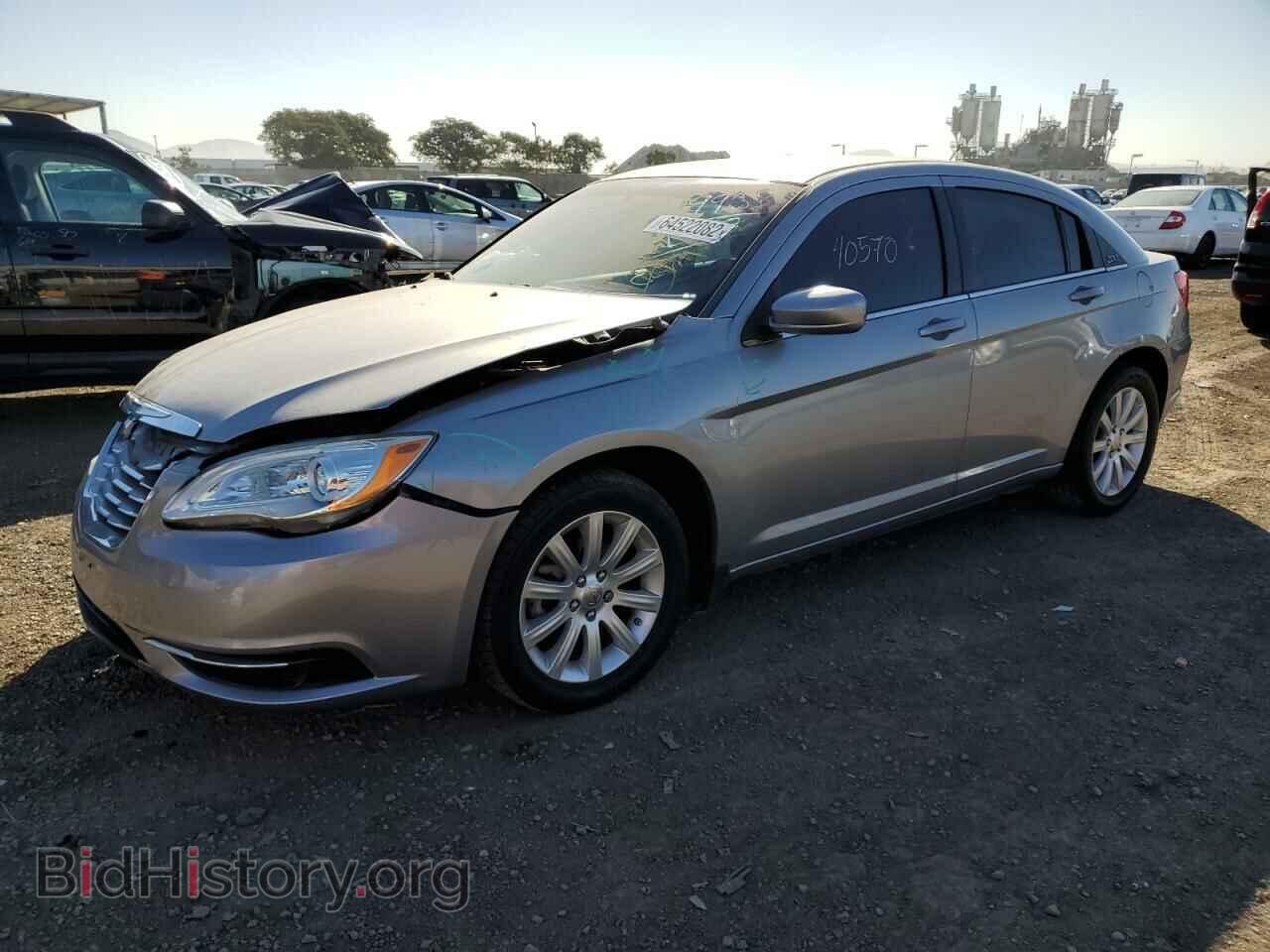 2013 CHRYSLER 200 - VIN: 1C3CCBBB2DN509938 - Фото 2