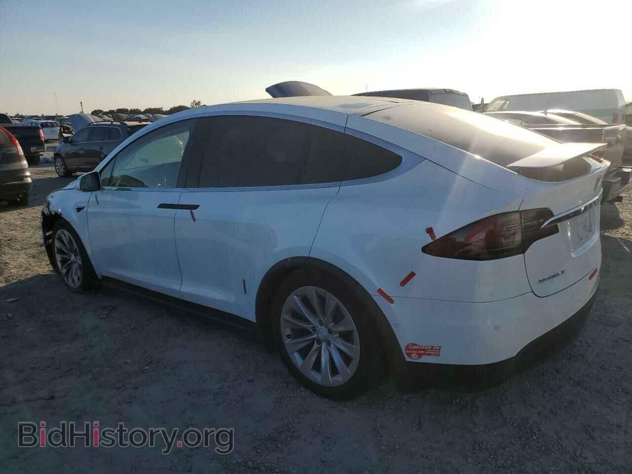 2018 TESLA MODEL X - VIN: 5YJXCAE2XJF117514 - Photo 2