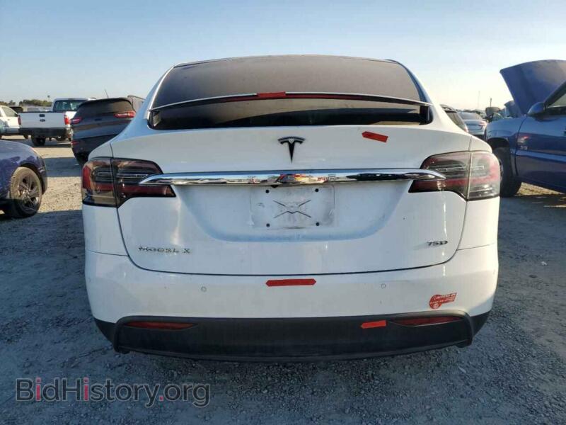 2018 Tesla MODEL X (VIN 5YJXCAE2XJF117514) — photo 6 of 12