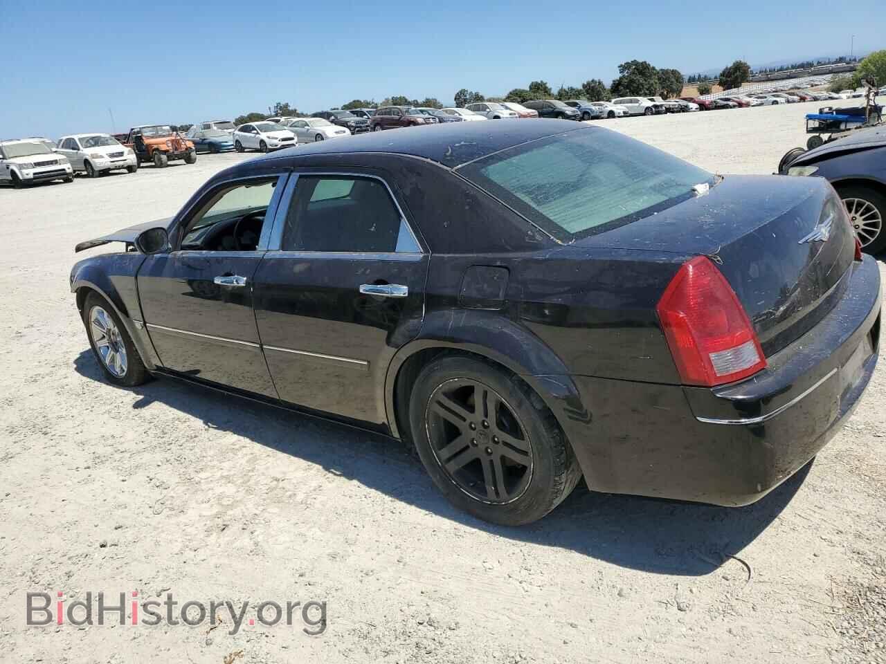2006 CHRYSLER 300 - VIN: 2C3KA53G86H145100 - Фото 2