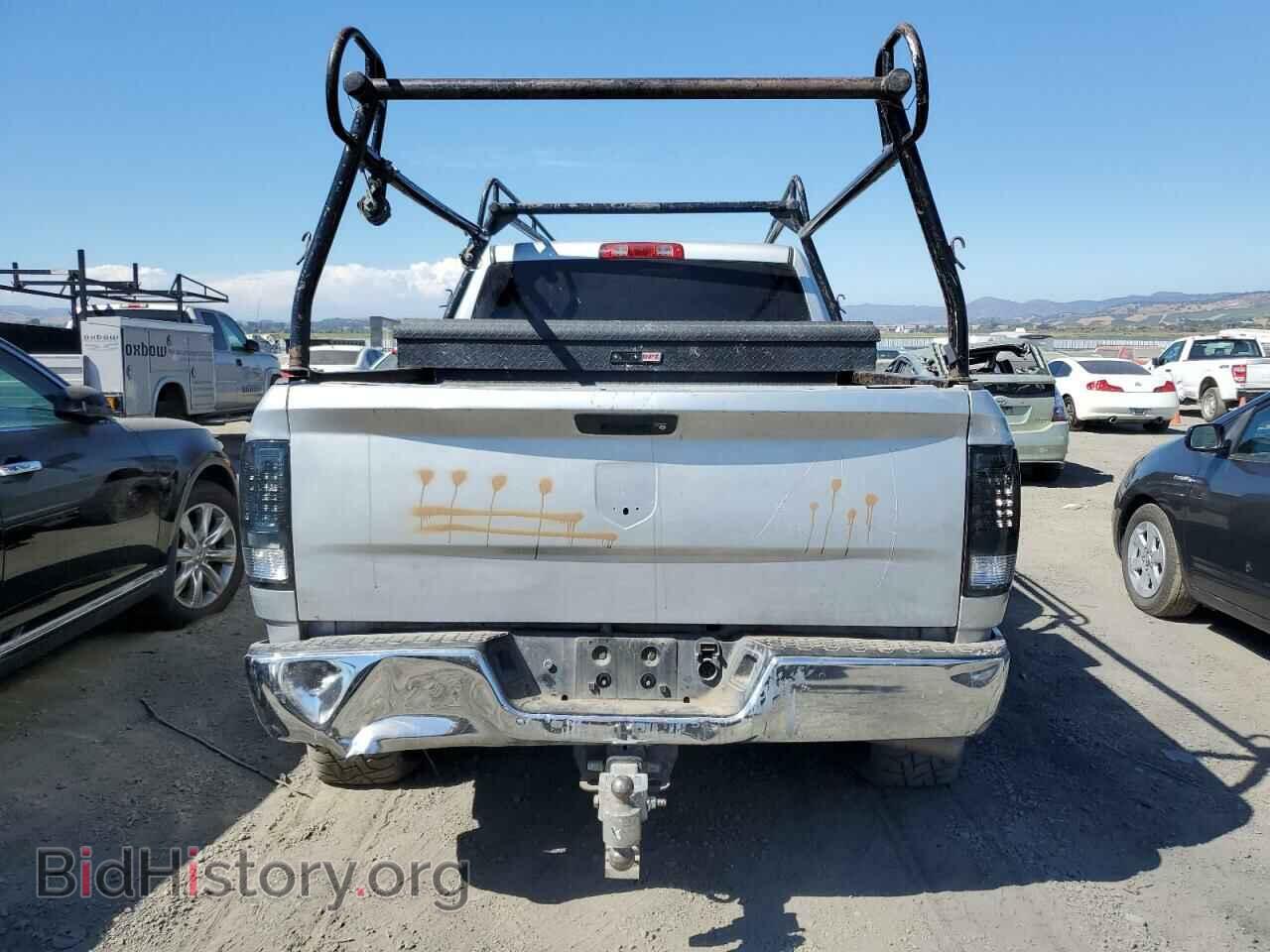 2016 RAM All Models - VIN: 3C6UR5CL8GG211342 - Photo 6
