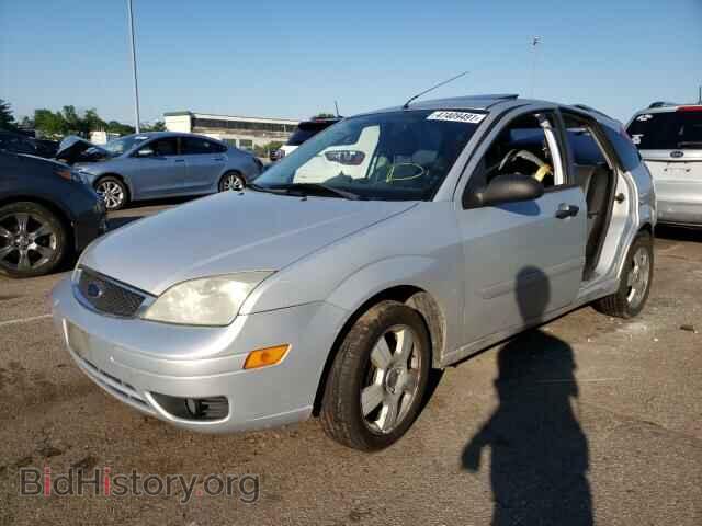 2006 FORD FOCUS - VIN: 1FAFP37N86W197312 - Фото 2