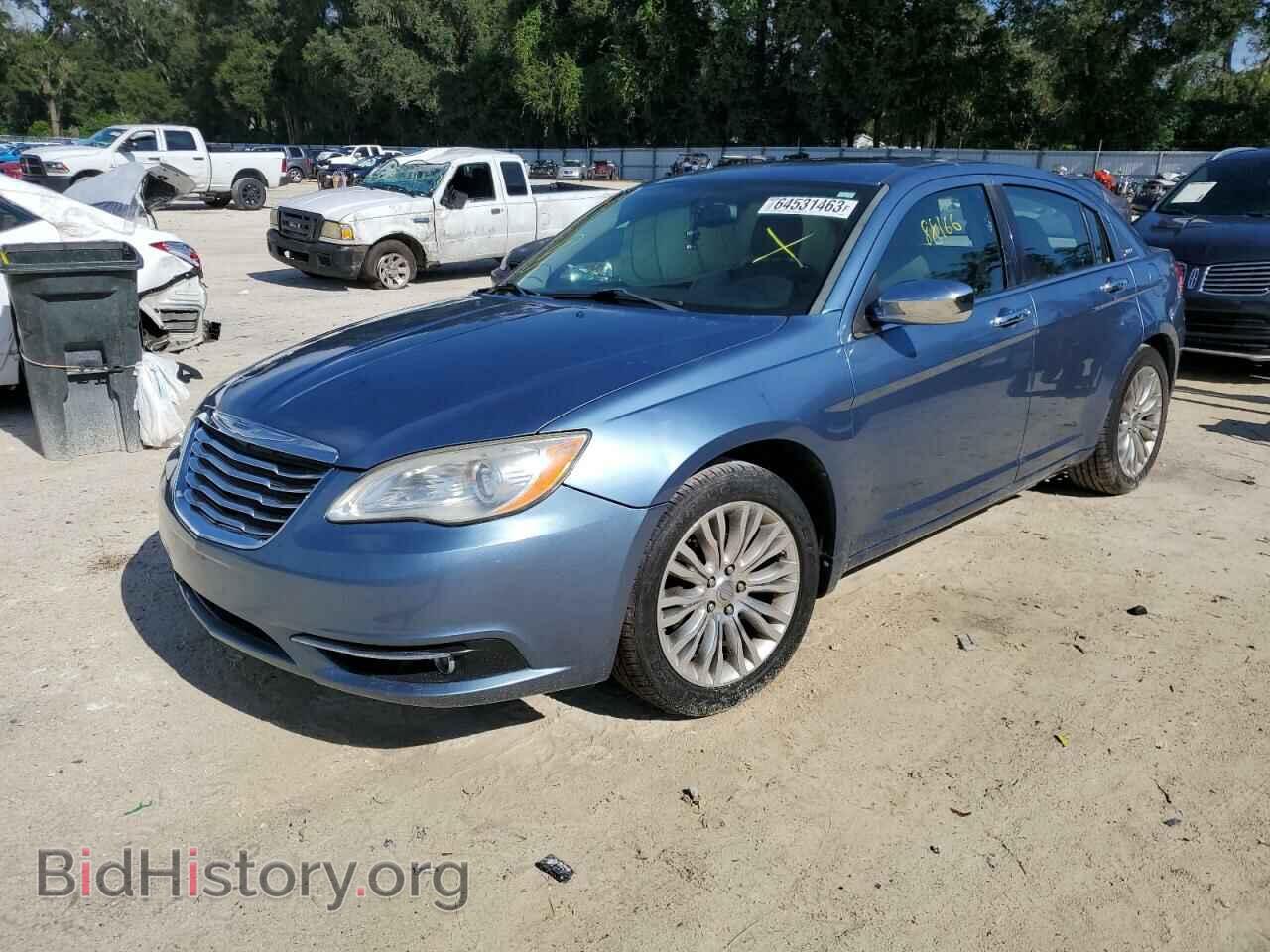 Photo 1C3BC2FGXBN590282 - CHRYSLER 200 2011