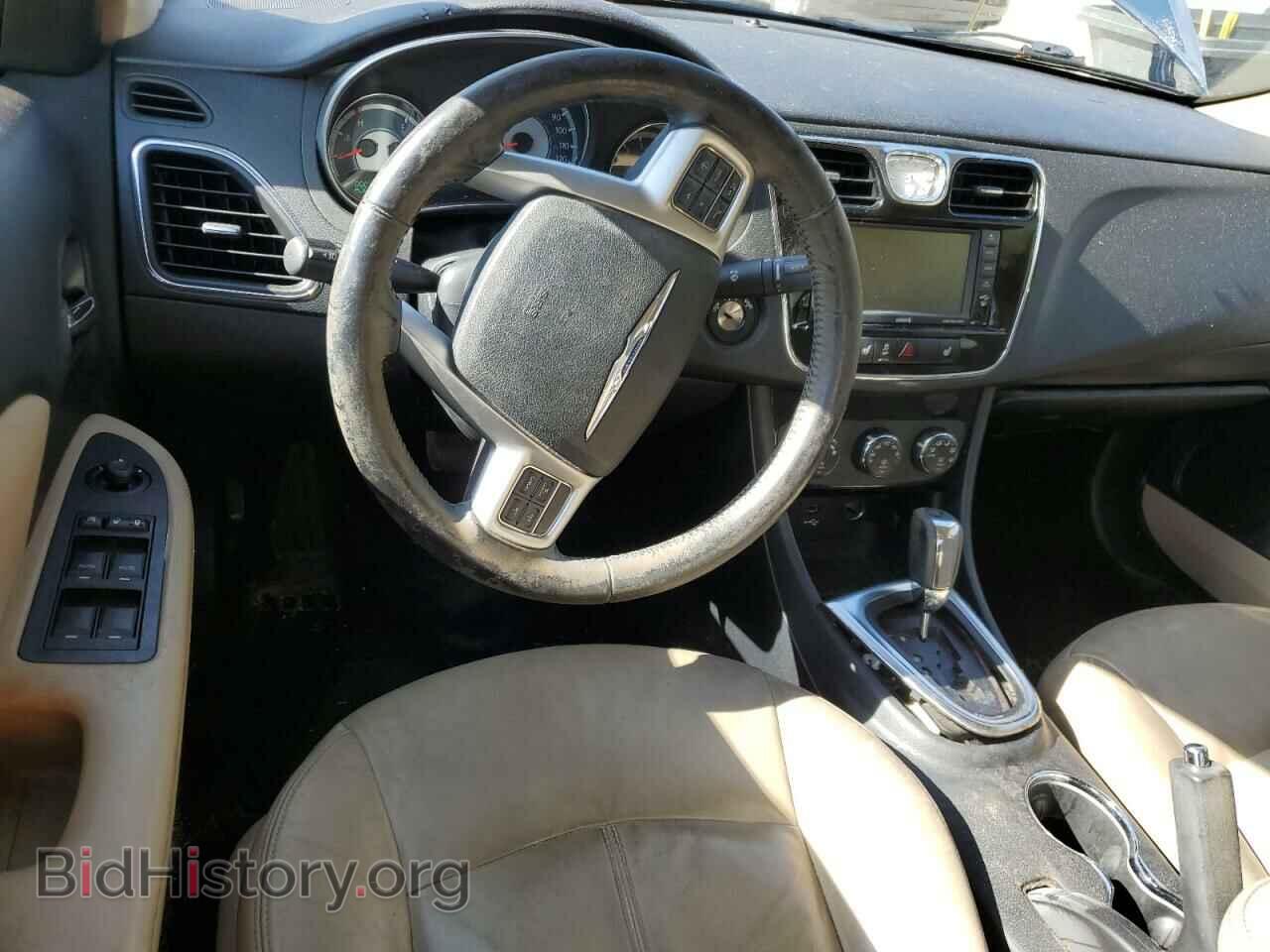 2011 CHRYSLER 200 - VIN: 1C3BC2FGXBN590282 - Фото 8