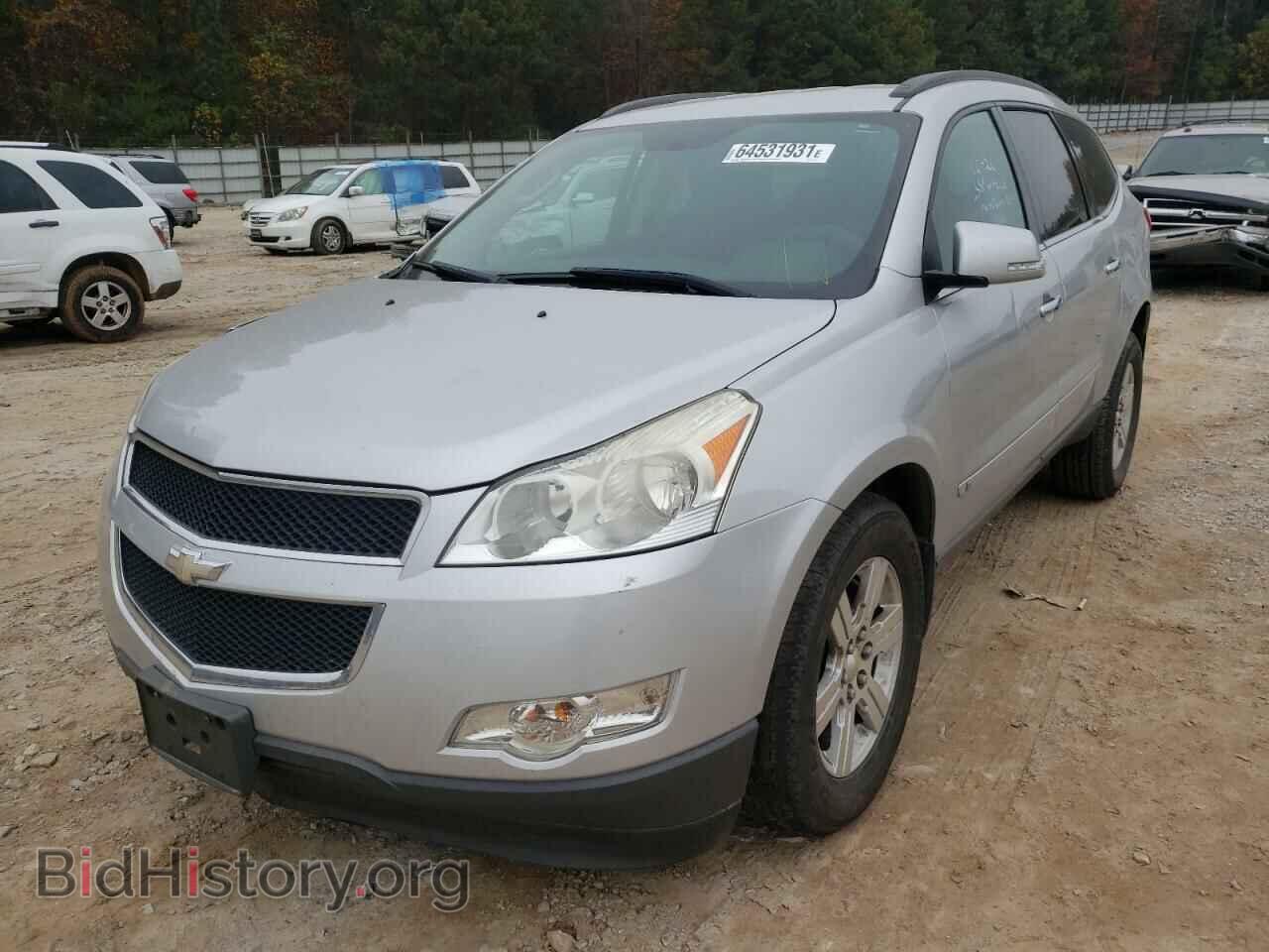 2010 CHEVROLET TRAVERSE - VIN: 1GNLRFED7AS112017 - Фото 2