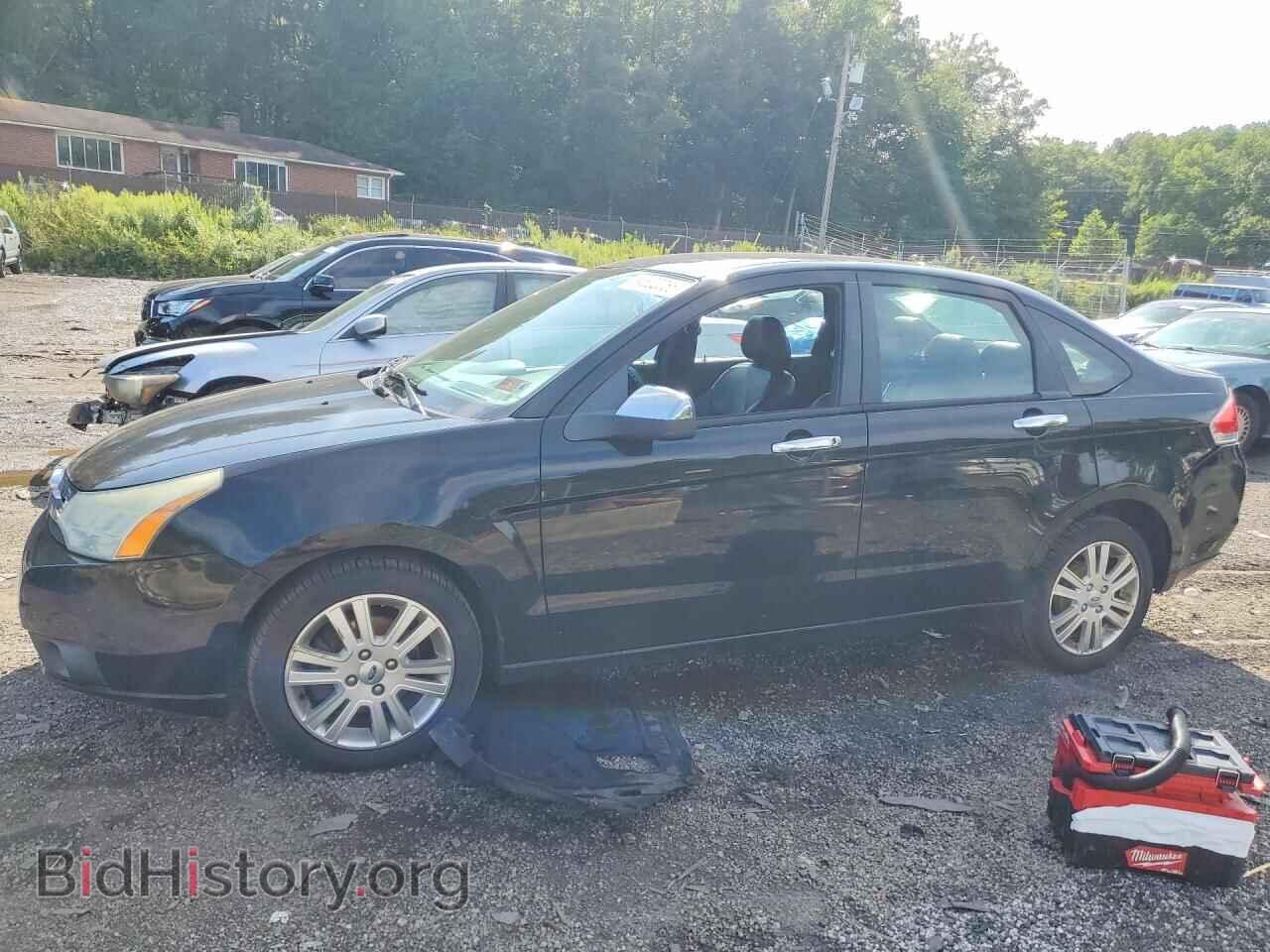 Photo 1FAHP3HN9AW148409 - FORD FOCUS 2010