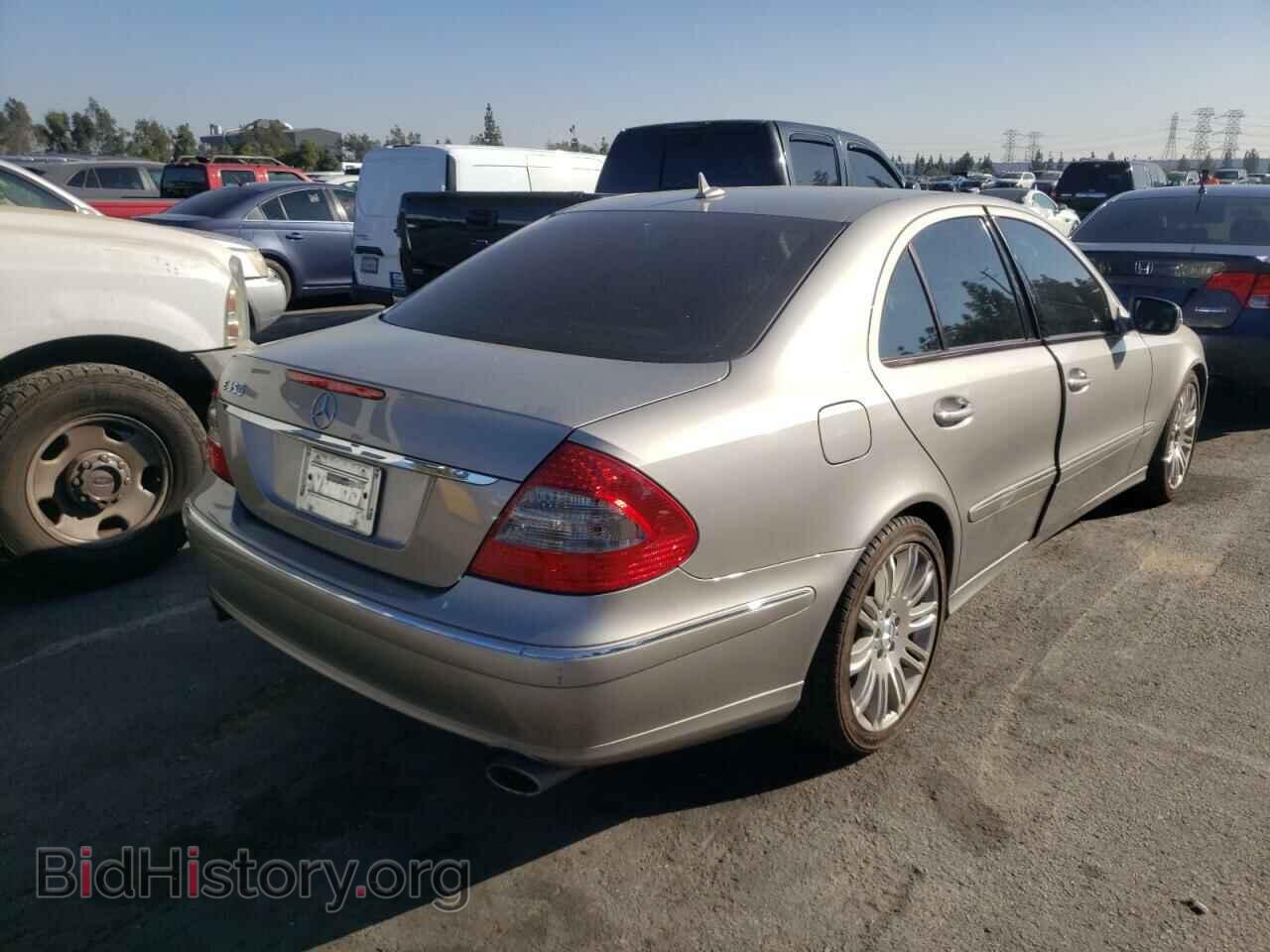 2007 MERCEDES-BENZ E-CLASS - VIN: WDBUF56X67B064624 - Фото 4
