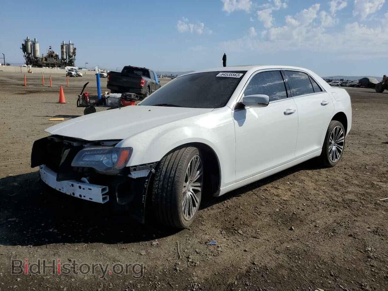 Фотография 2C3CCADT9CH253336 - CHRYSLER 300 2012
