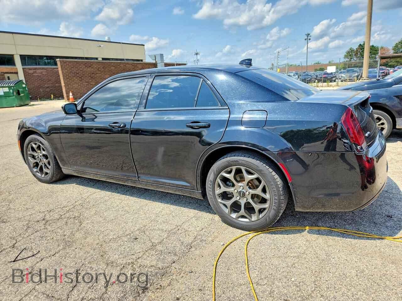 2016 CHRYSLER 300 - VIN: 2C3CCAGG0GH248823 - Photo 2