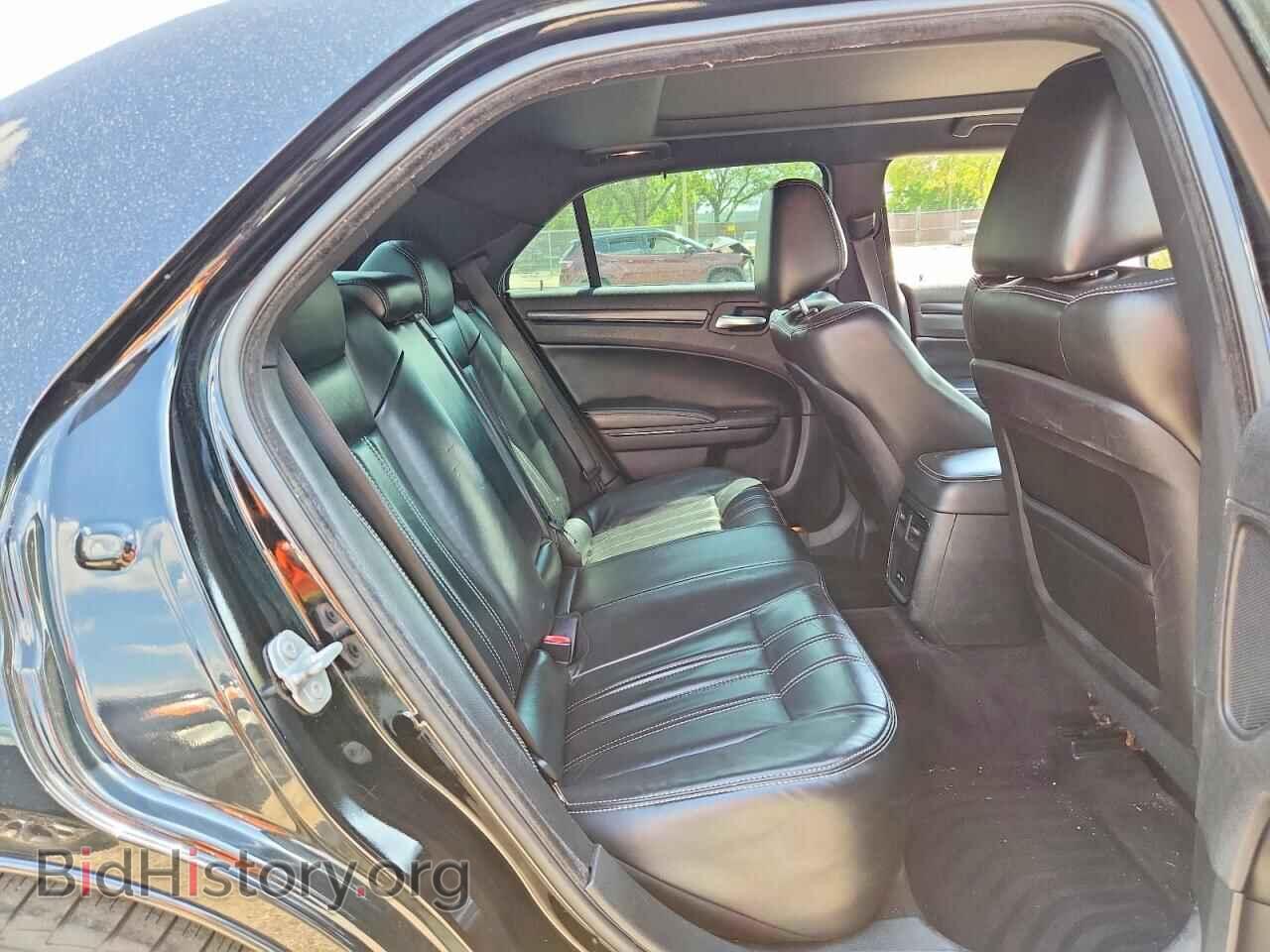 2016 CHRYSLER 300 - VIN: 2C3CCAGG0GH248823 - Photo 10