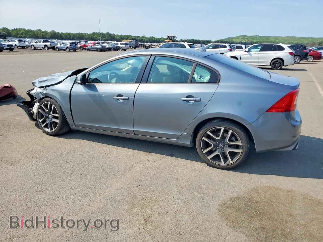 2018 VOLVO S60 - VIN: YV140MTL0J2462475 - Фото 2