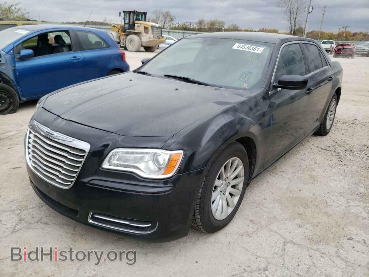2014 CHRYSLER 300 - VIN: 2C3CCAAG0EH127621 - Photo 2
