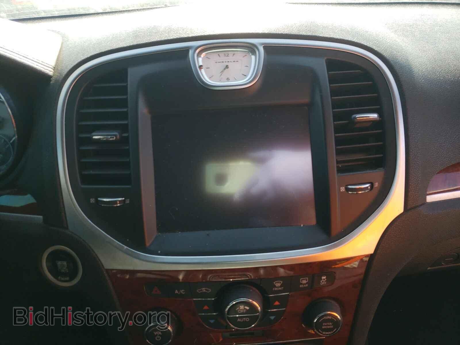 2013 CHRYSLER 300 - VIN: 2C3CCAAG9DH626318 - Фото 9