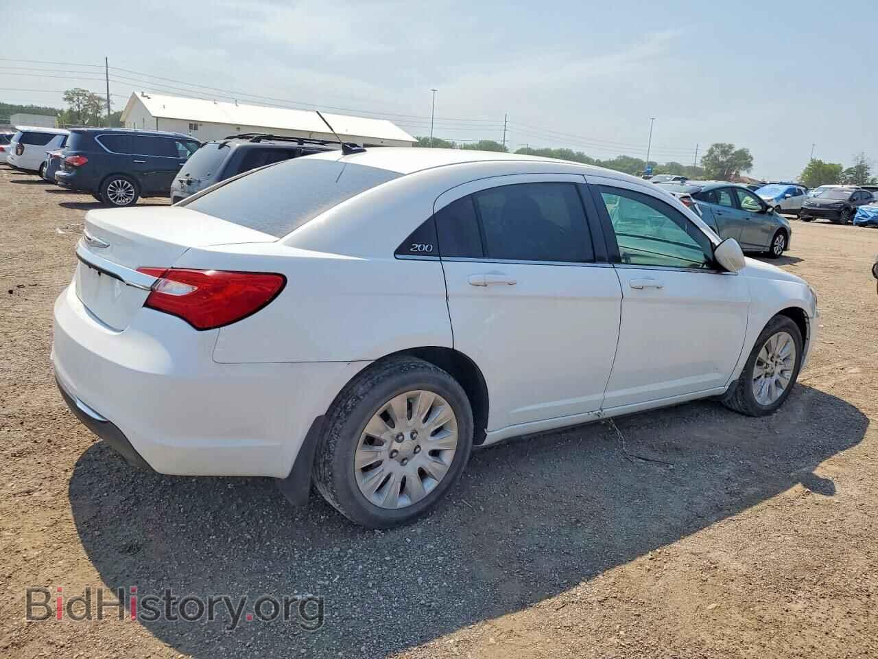 2011 CHRYSLER 200 - VIN: 1C3BC4FB2BN560449 - Photo 3