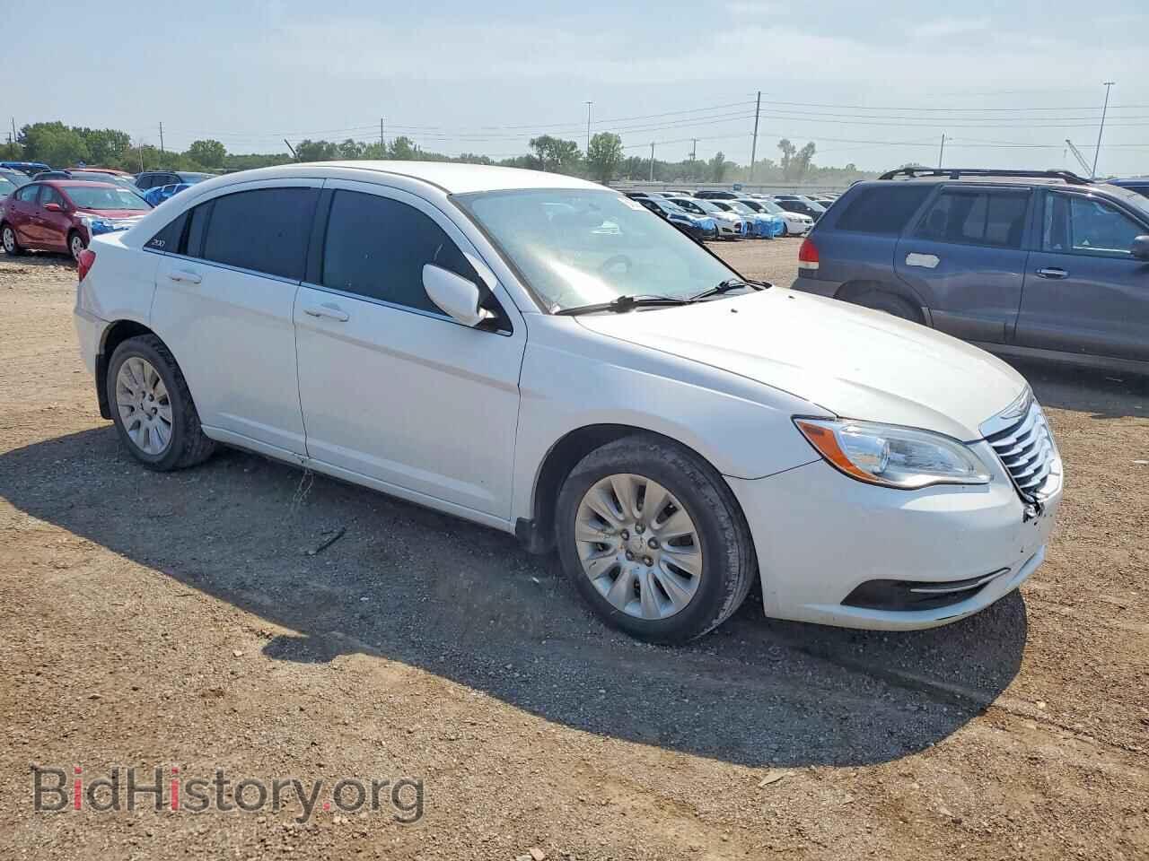 2011 CHRYSLER 200 - VIN: 1C3BC4FB2BN560449 - Photo 4