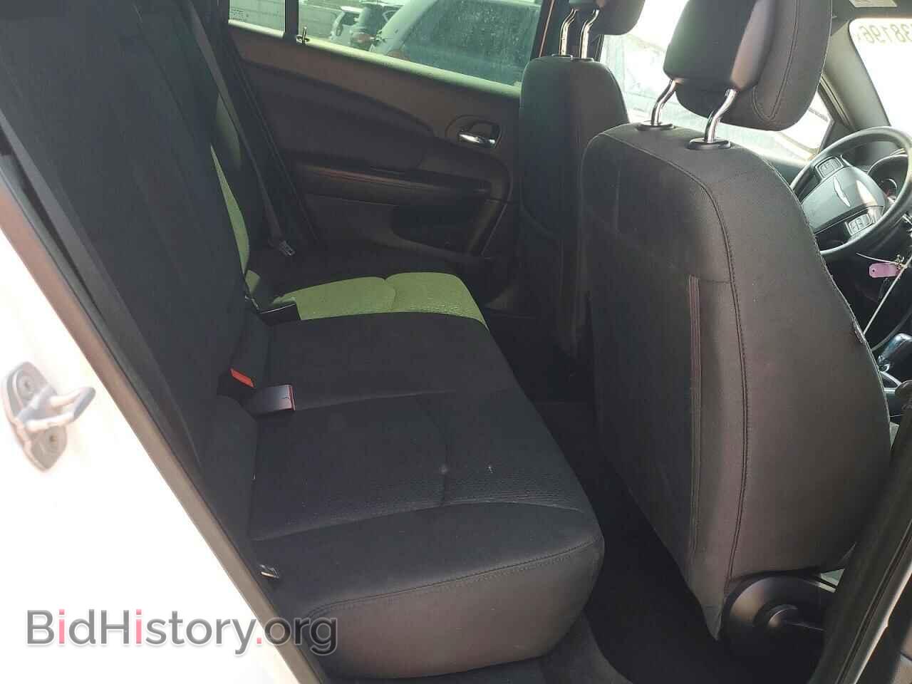 2011 CHRYSLER 200 - VIN: 1C3BC4FB2BN560449 - Photo 10