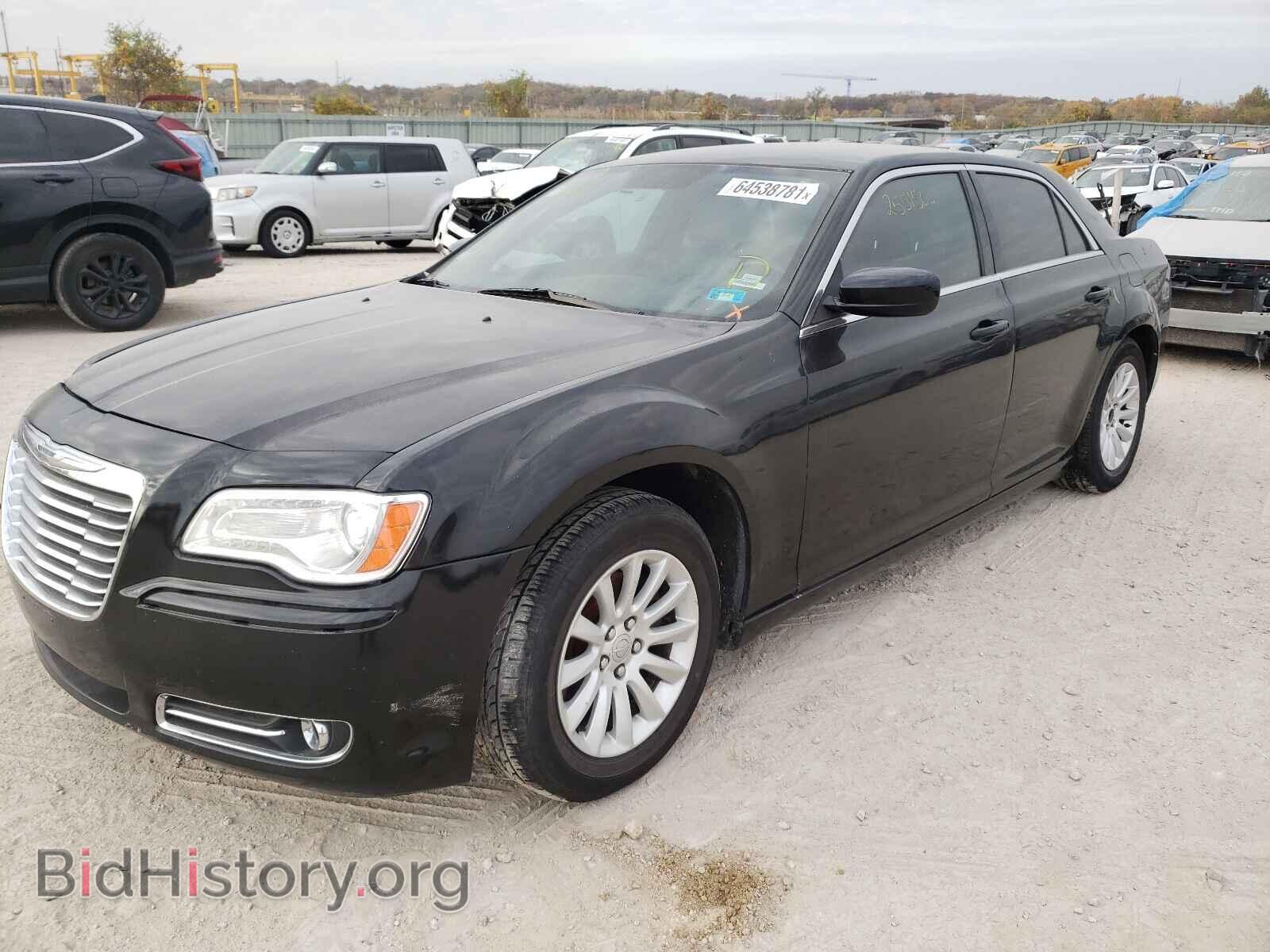 2014 CHRYSLER 300 - VIN: 2C3CCAAG2EH171328 - Фото 2
