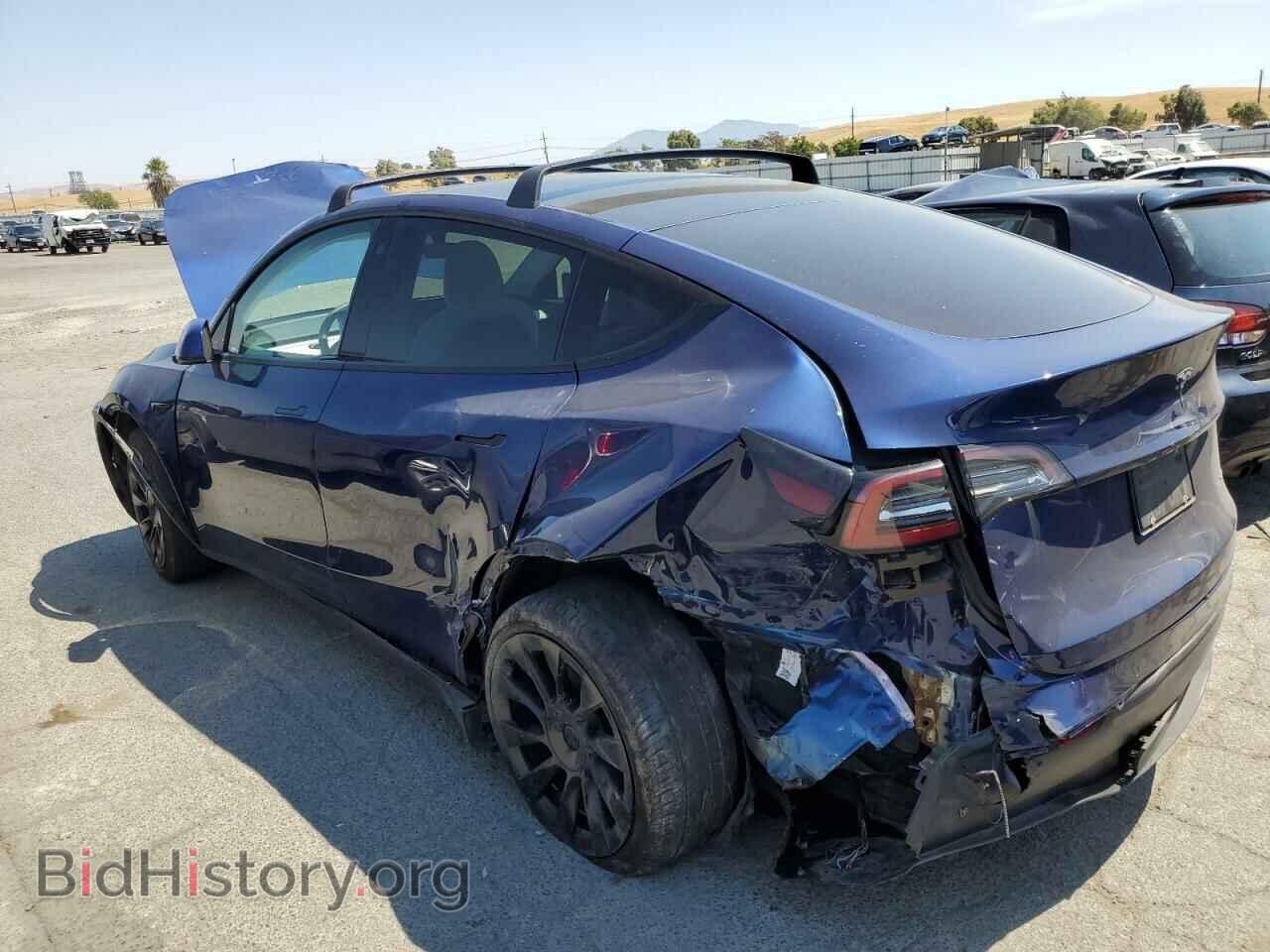 2022 TESLA MODEL Y - VIN: 7SAYGAEE2NF396663 - Фото 2