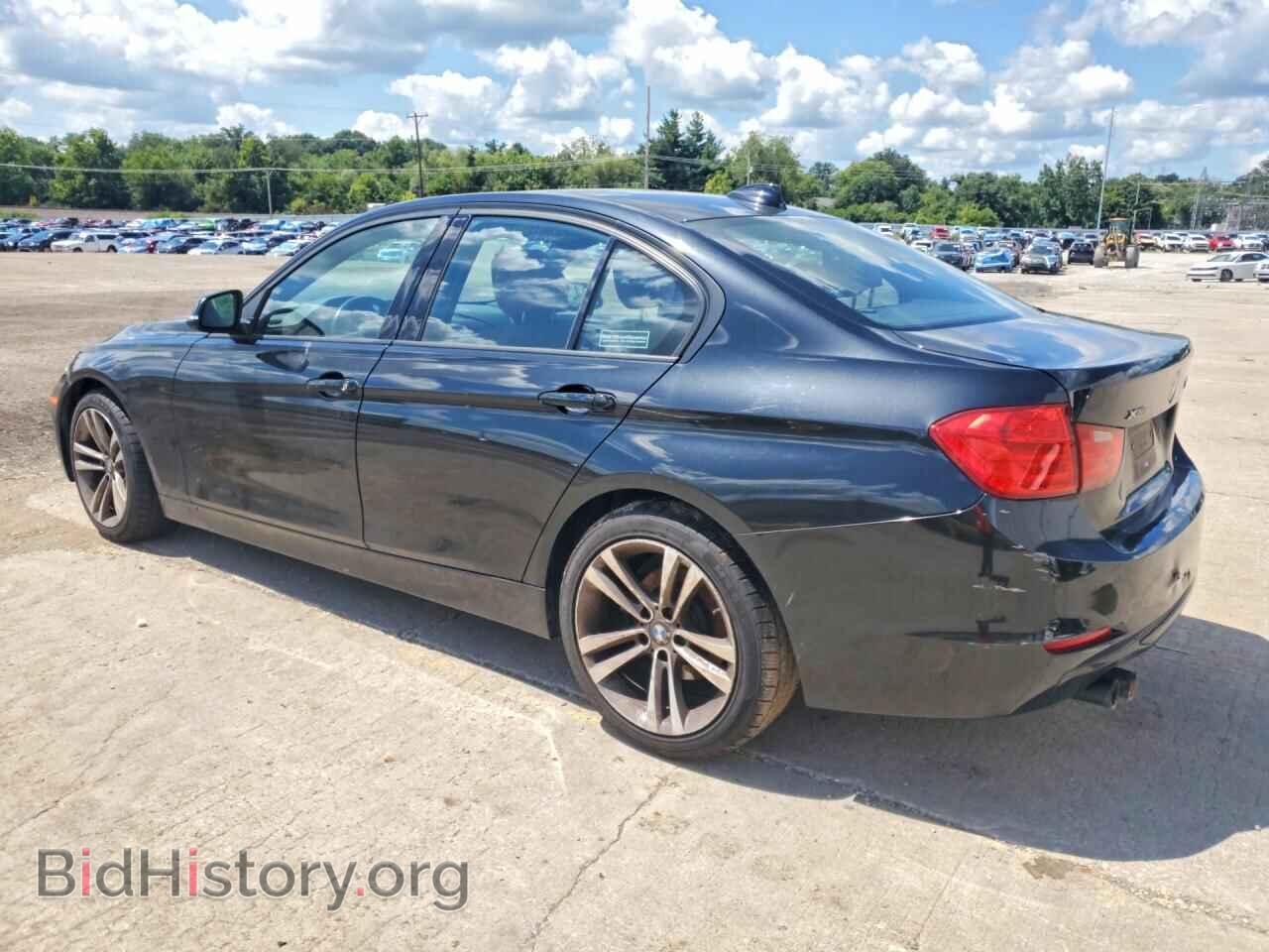 2013 BMW 3 SERIES - VIN: WBA3B5G58DNS03696 - Фото 2