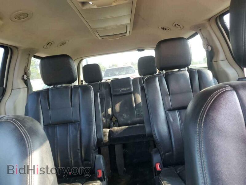 2011 Chrysler MINIVAN (VIN 2A4RR8DG9BR796592) — фото 10 из 15