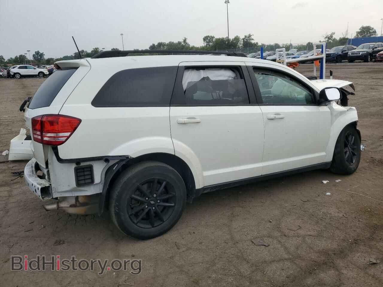 2020 DODGE JOURNEY - VIN: 3C4PDCAB0LT219360 - Фото 3