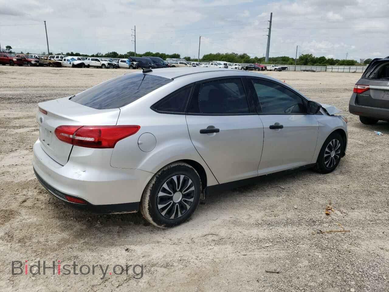 2017 FORD FOCUS - VIN: 1FADP3E27HL254121 - Фото 3
