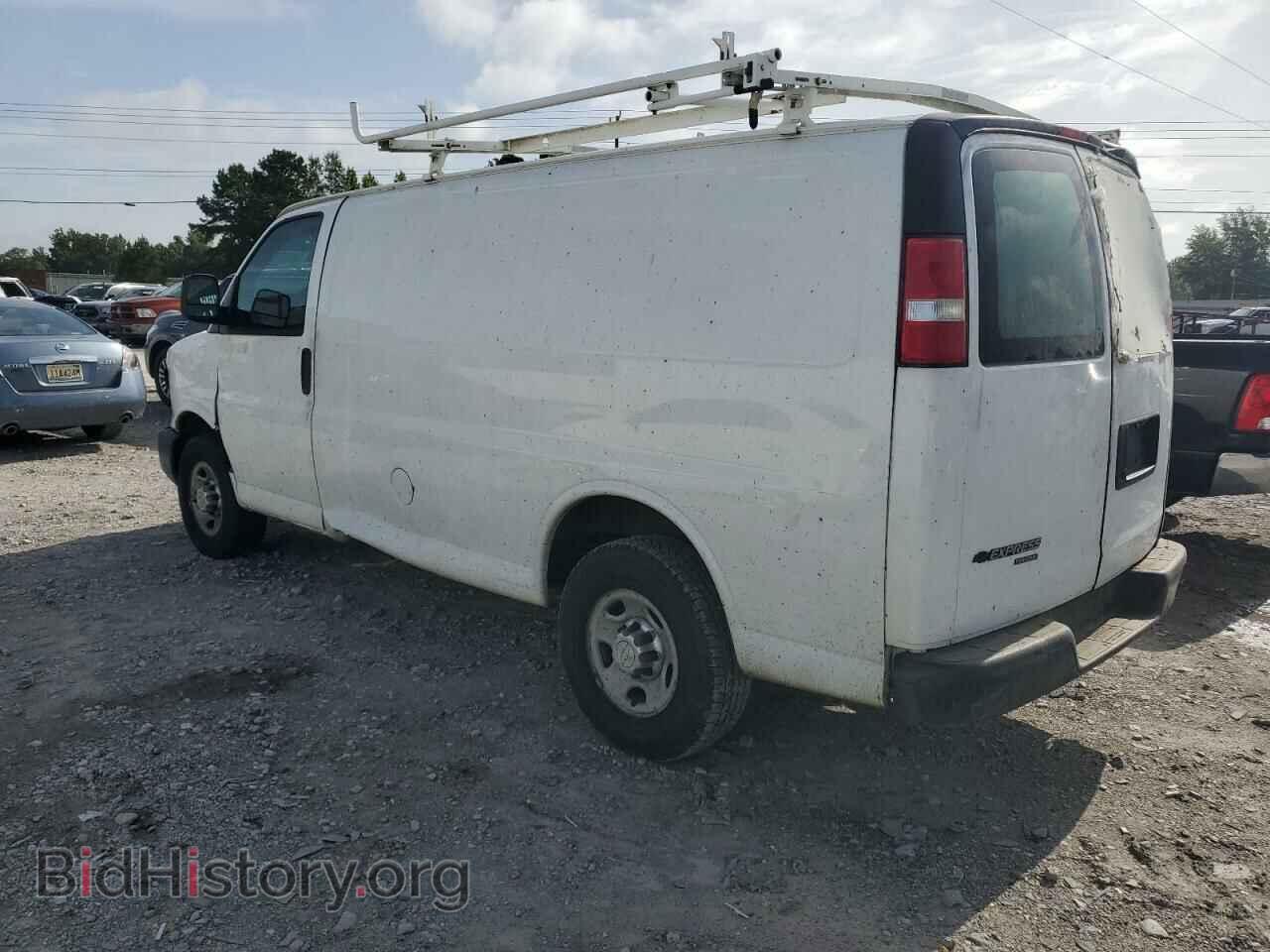 2015 CHEVROLET EXPRESS - VIN: 1GCWGFCG3F1111842 - Фото 2