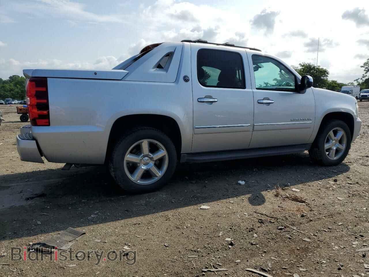 2013 CHEVROLET AVALANCHE - VIN: 3GNTKGE71DG368783 - Фото 3