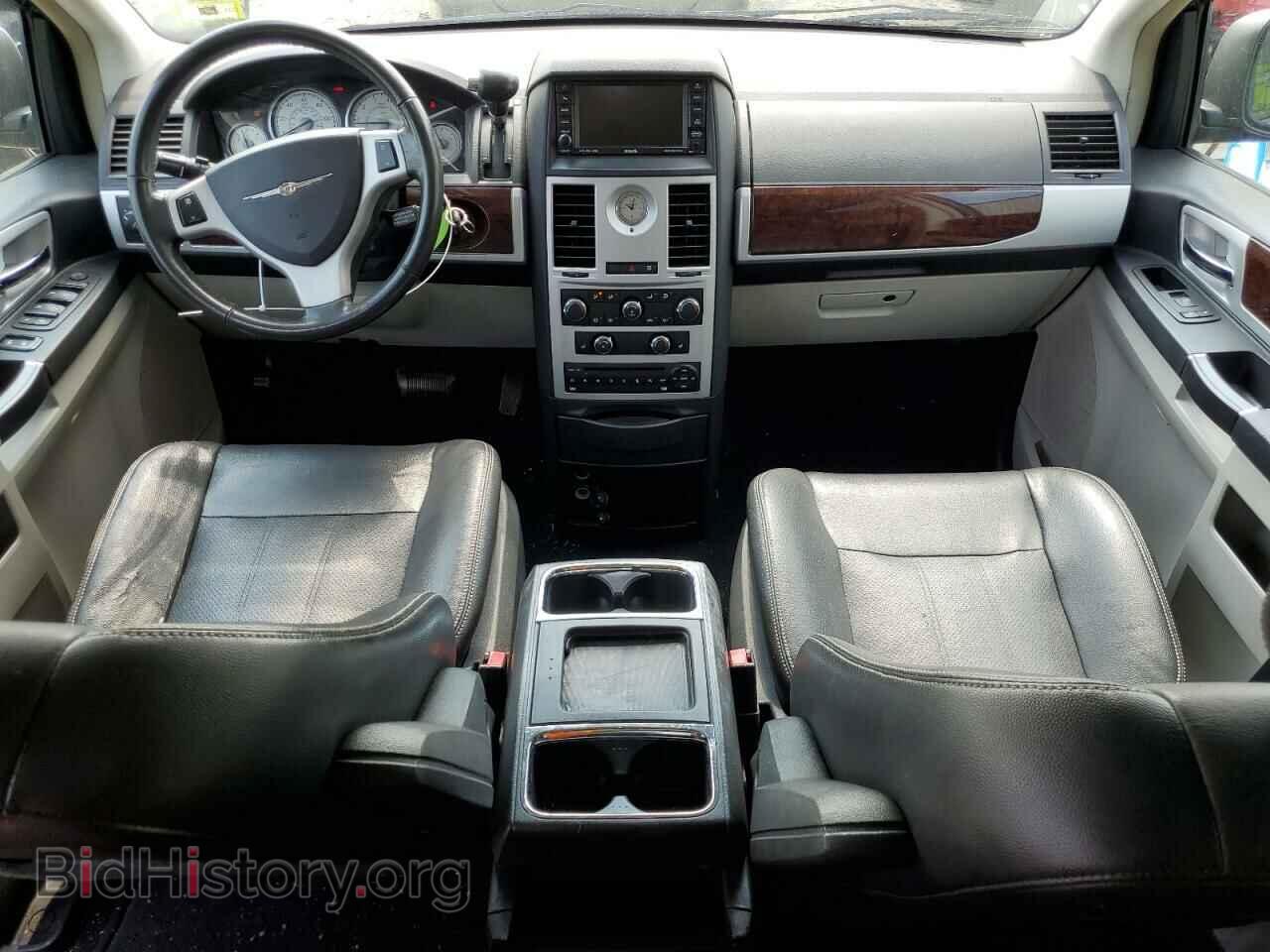 2010 CHRYSLER MINIVAN - VIN: 2A4RR8D18AR321185 - Фото 8