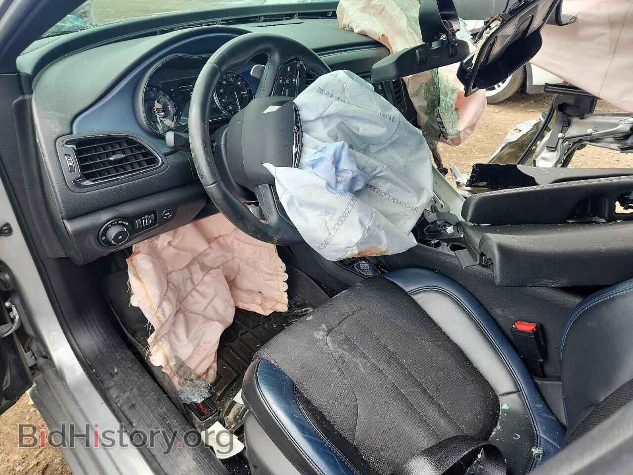 2015 CHRYSLER 200 - VIN: 1C3CCCBG3FN729898 - Photo 8