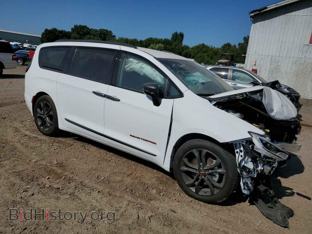 2024 CHRYSLER PACIFICA - VIN: 2C4RC1BG5RR126422 - Фото 4