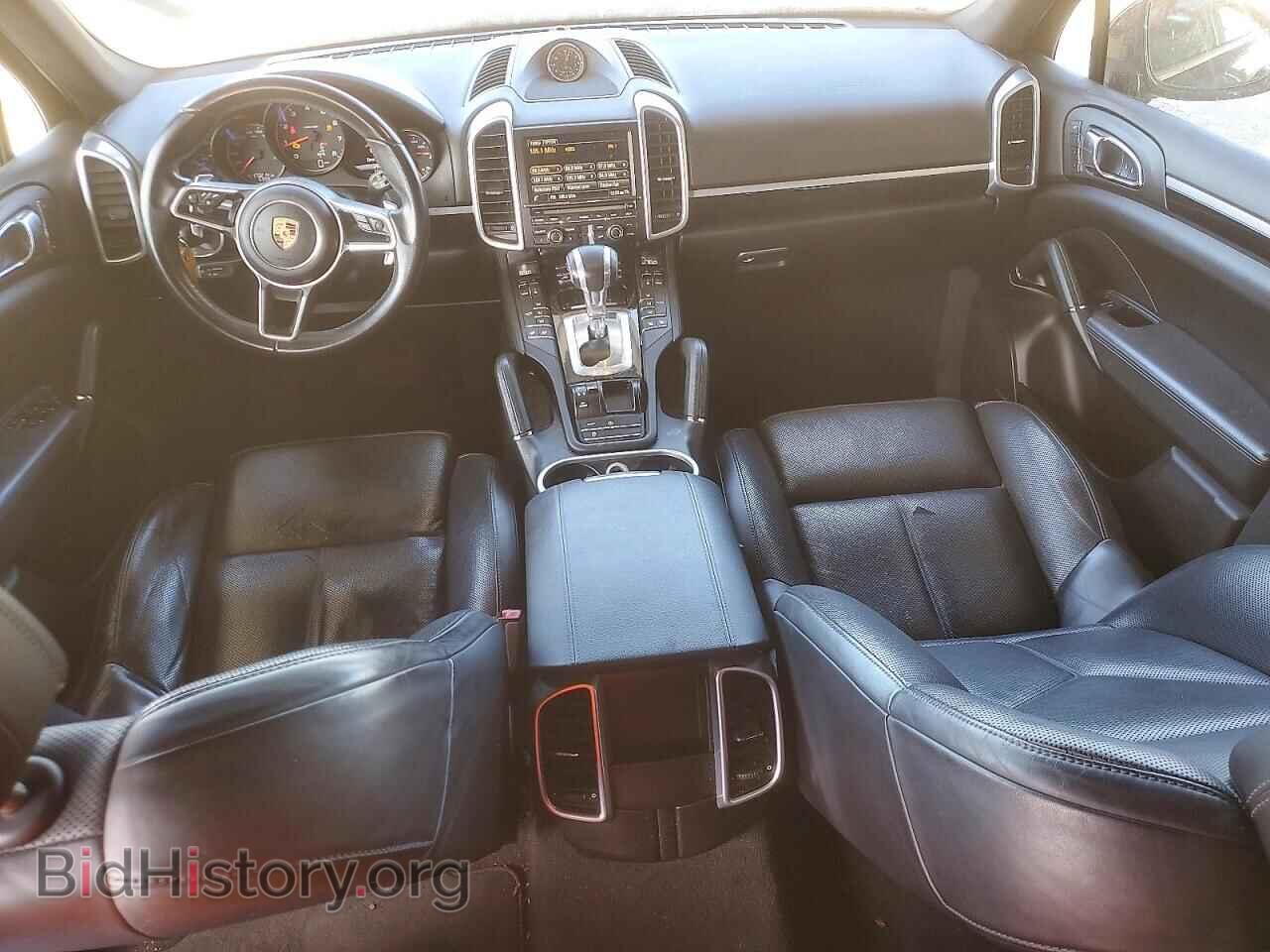 2016 PORSCHE CAYENNE - VIN: WP1AA2A25GKA12140 - Photo 8