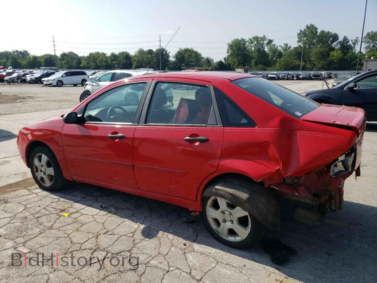 2007 FORD FOCUS - VIN: 1FAHP34N07W190773 - Фото 2