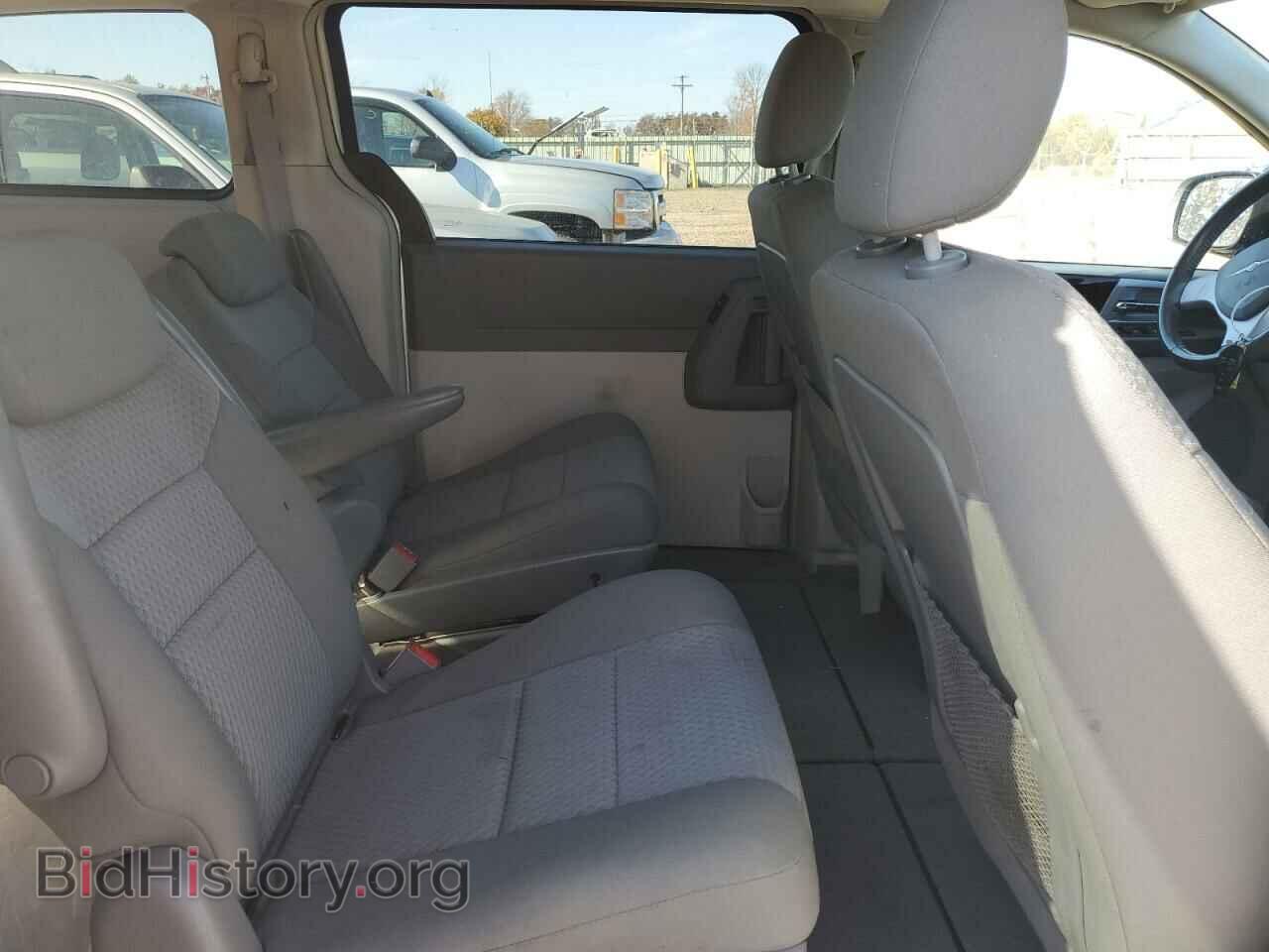 2010 CHRYSLER MINIVAN - VIN: 2A4RR5D14AR235287 - Фото 6