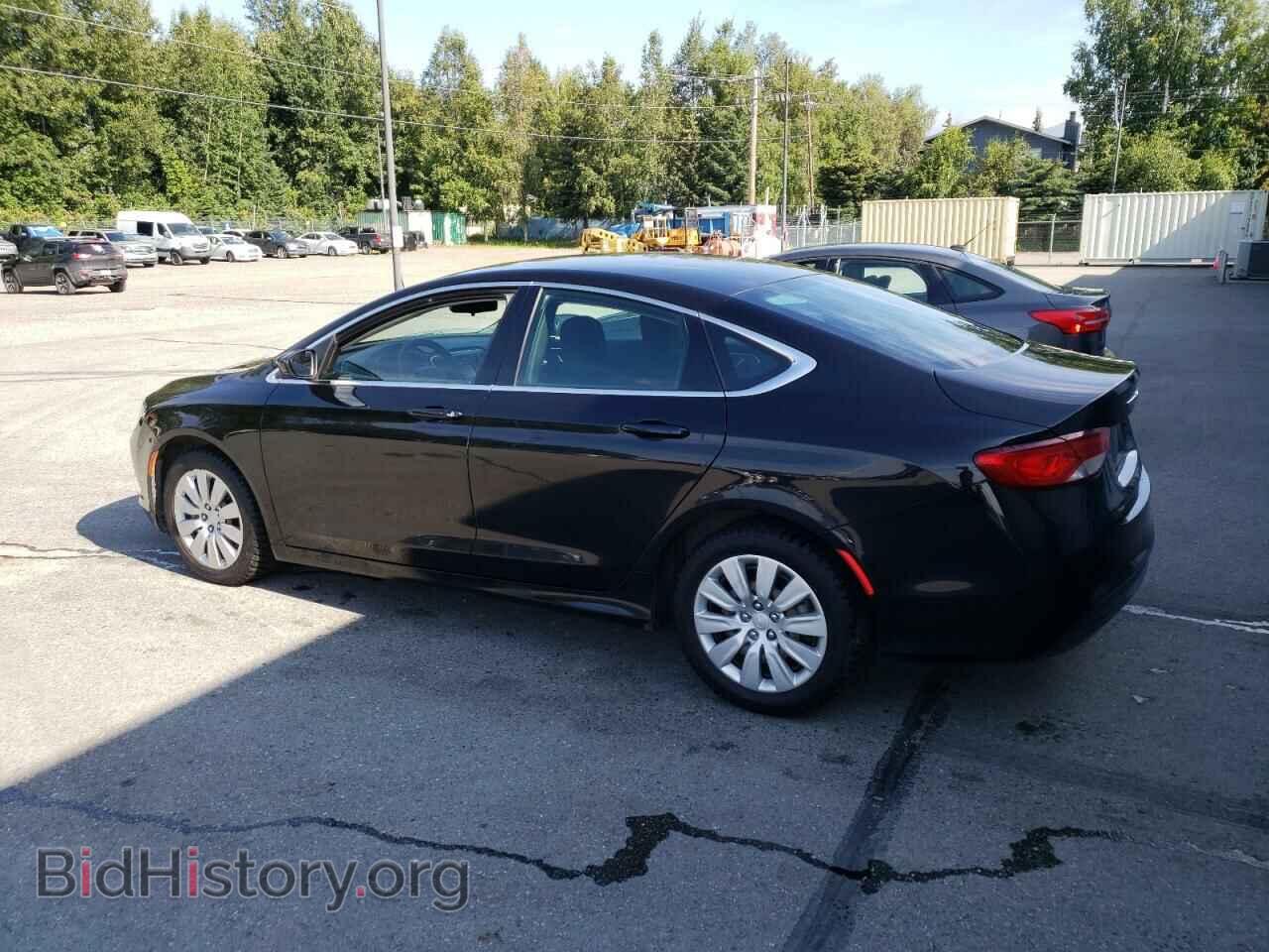 2016 CHRYSLER 200 - VIN: 1C3CCCFB8GN189688 - Фото 2