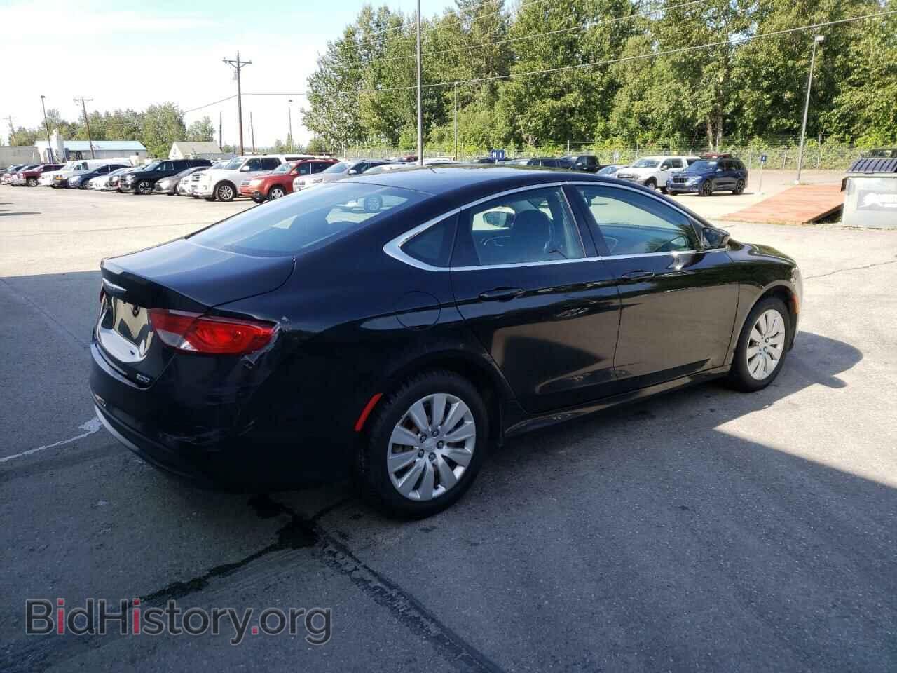 2016 CHRYSLER 200 - VIN: 1C3CCCFB8GN189688 - Фото 3