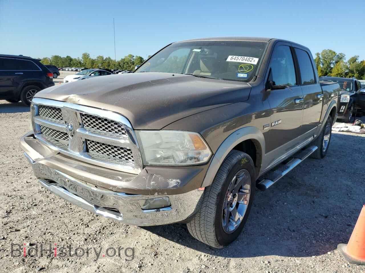2010 DODGE RAM 1500 - VIN: 1D7RB1CT3AS203974 - Фото 2