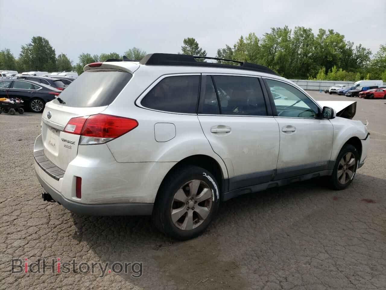 2011 SUBARU OUTBACK - VIN: 4S4BRBKC8B3394765 - Фото 3