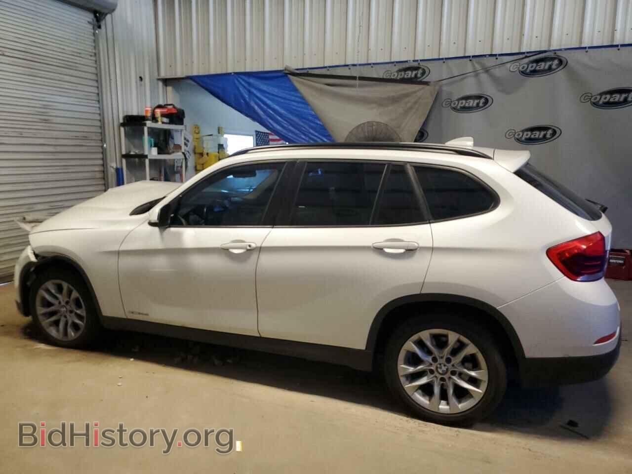 2015 BMW X1 - VIN: WBAVL1C57FVY28355 - Фото 2