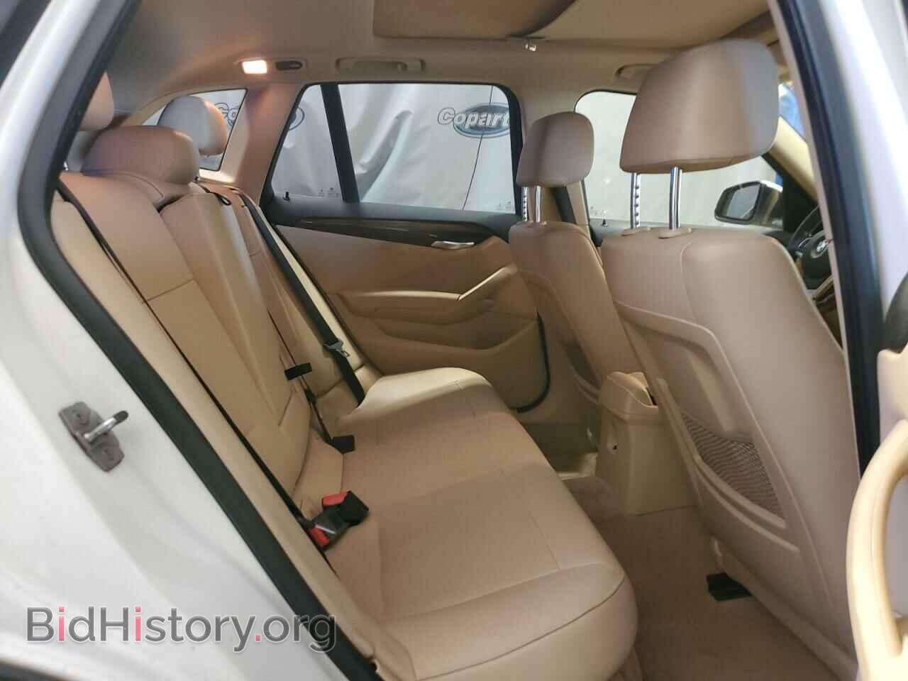 2015 BMW X1 - VIN: WBAVL1C57FVY28355 - Фото 10
