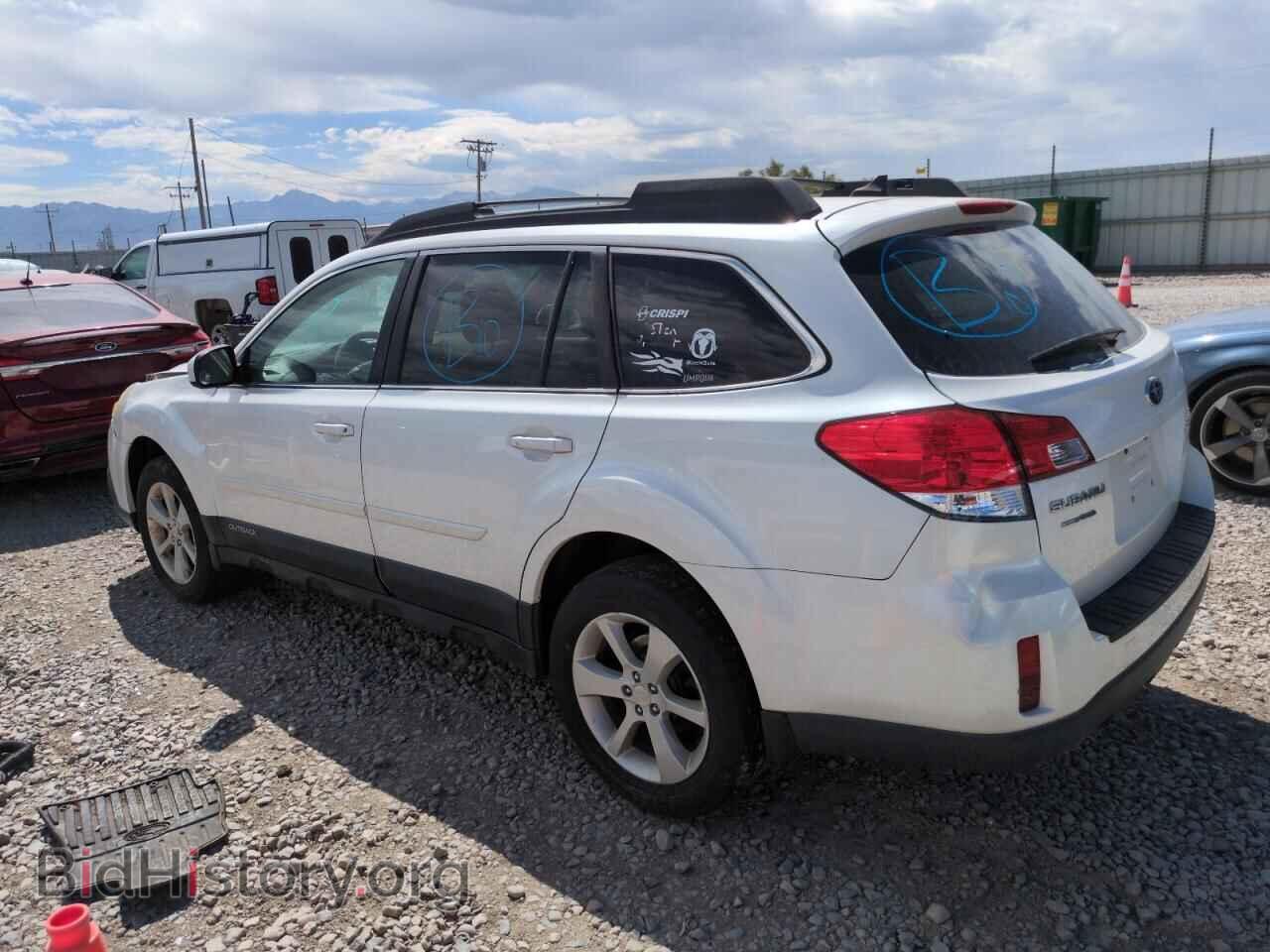 2014 SUBARU OUTBACK - VIN: 4S4BRBCC9E3307930 - Фото 2