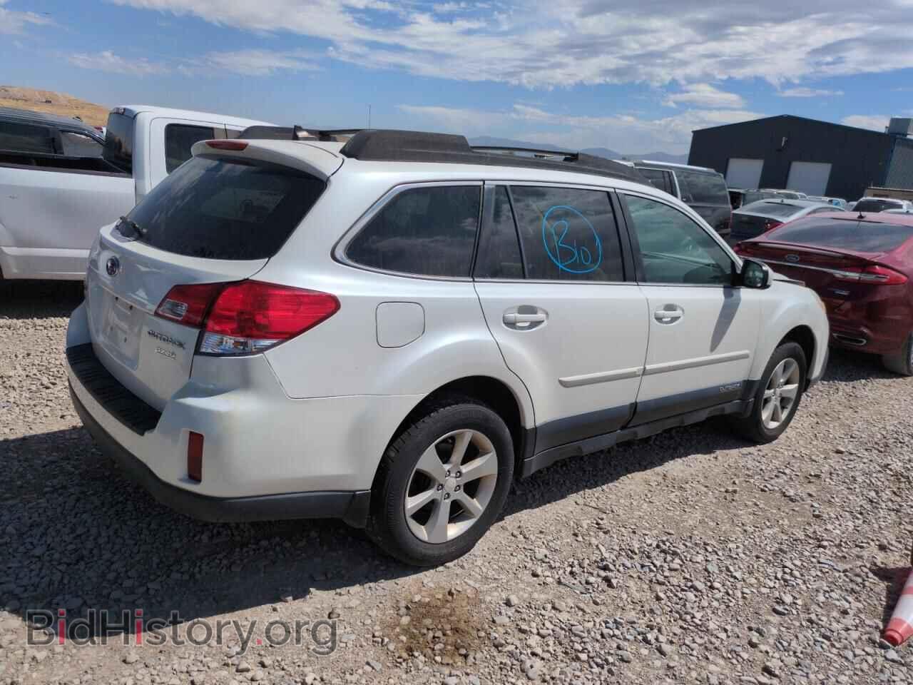 2014 SUBARU OUTBACK - VIN: 4S4BRBCC9E3307930 - Фото 3