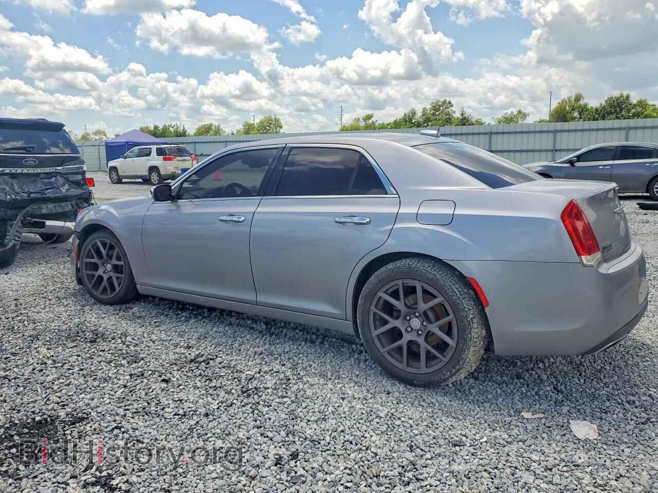 2016 CHRYSLER 300 - VIN: 2C3CCAEGXGH324650 - Фото 2