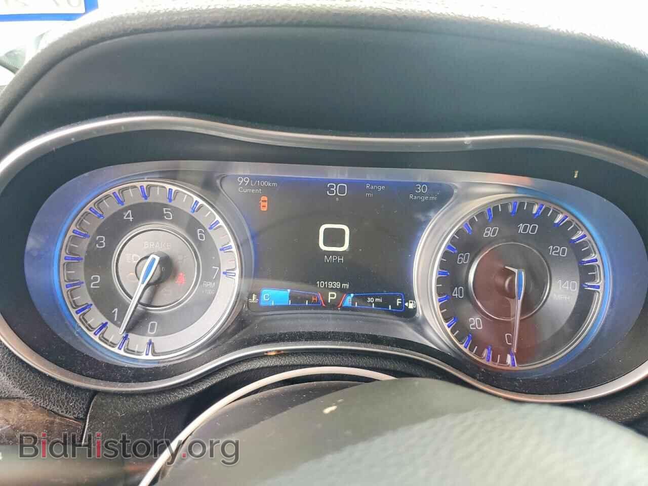 2016 CHRYSLER 300 - VIN: 2C3CCAEGXGH324650 - Фото 9