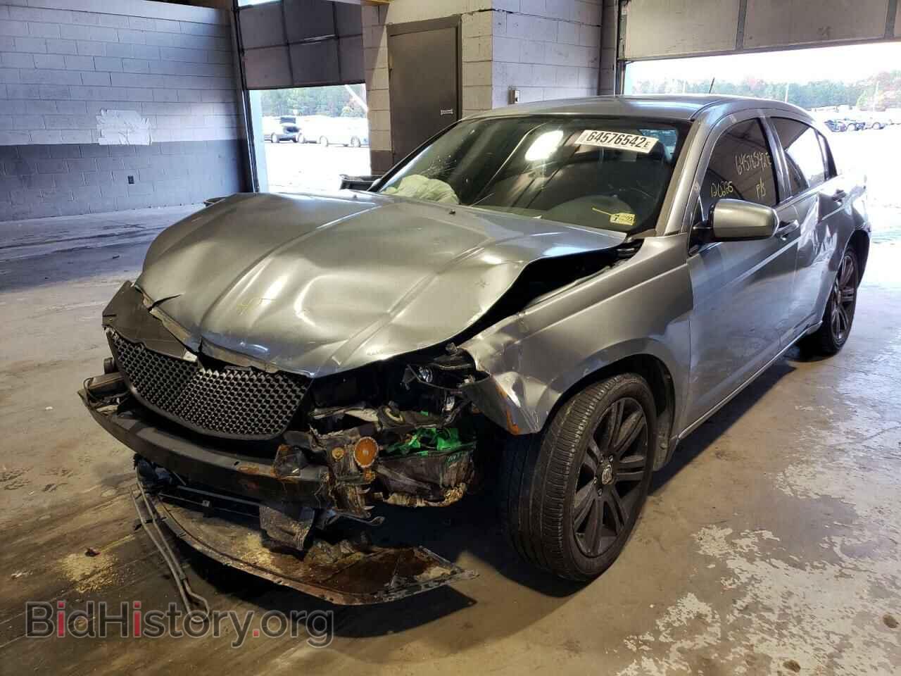 2010 CHRYSLER SEBRING - VIN: 1C3CC5FV3AN200044 - Фото 2