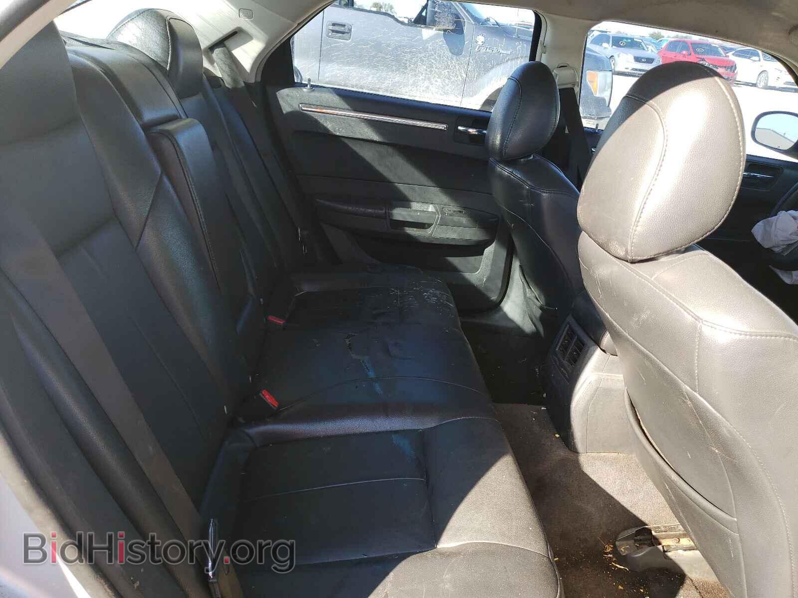 2010 CHRYSLER 300 - VIN: 2C3CA5CV6AH201191 - Фото 6