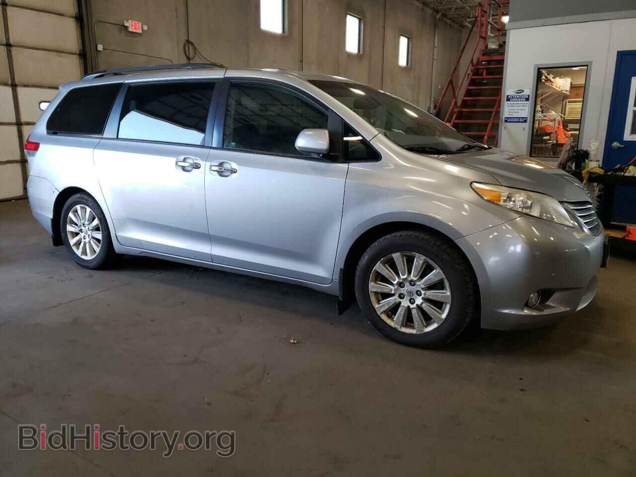 2011 TOYOTA All Models - VIN: 5TDYK3DC7BS049098 - Photo 4