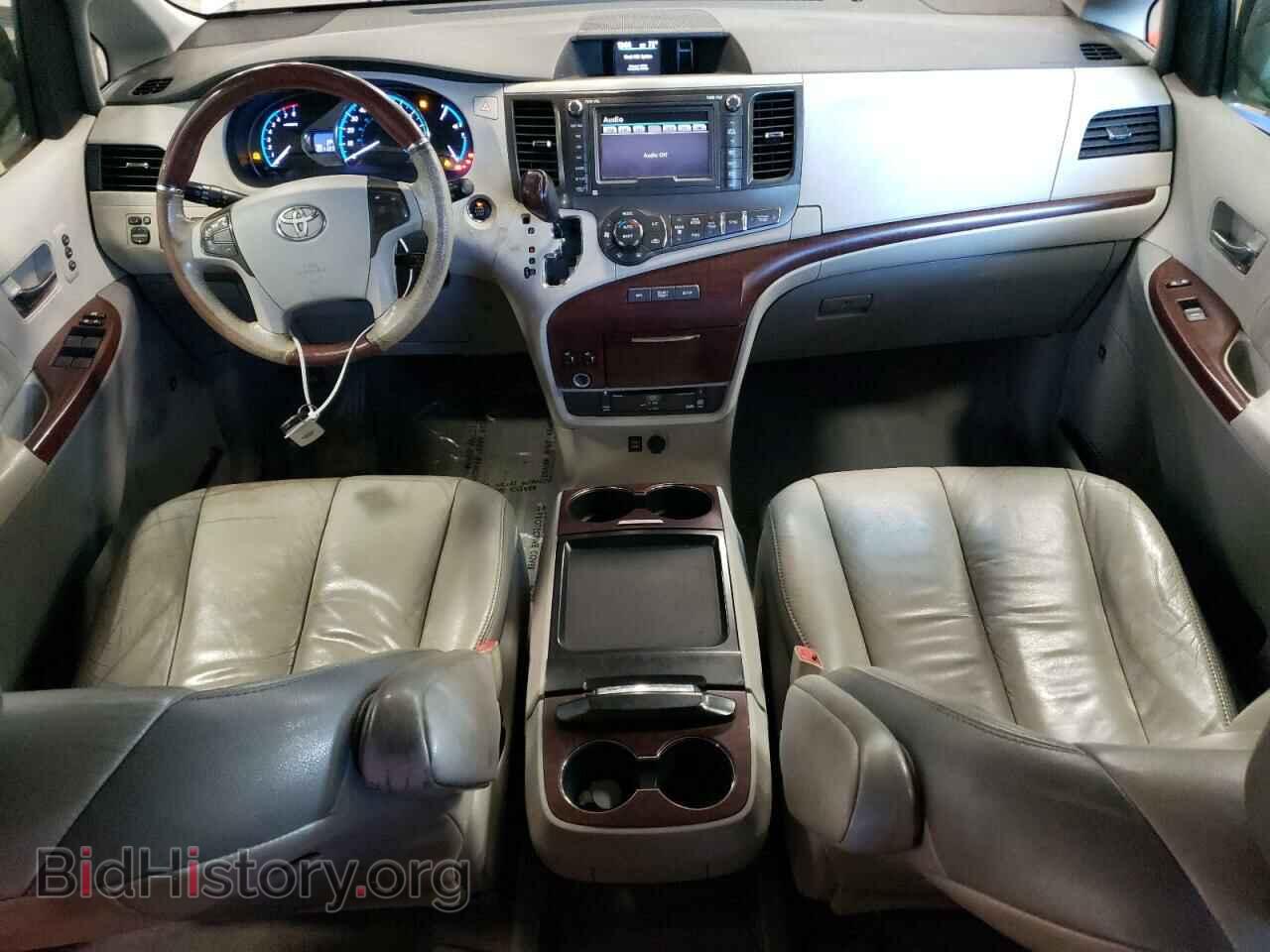2011 TOYOTA All Models - VIN: 5TDYK3DC7BS049098 - Photo 8