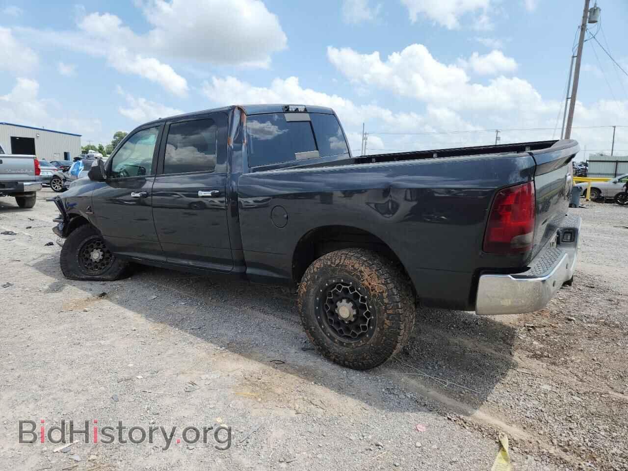 2017 RAM All Models - VIN: 3C6UR5DL8HG772513 - Фото 2